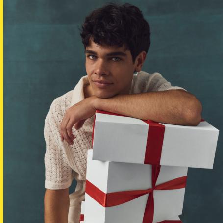 CONNOR HOLIDAY GIFTING TILE