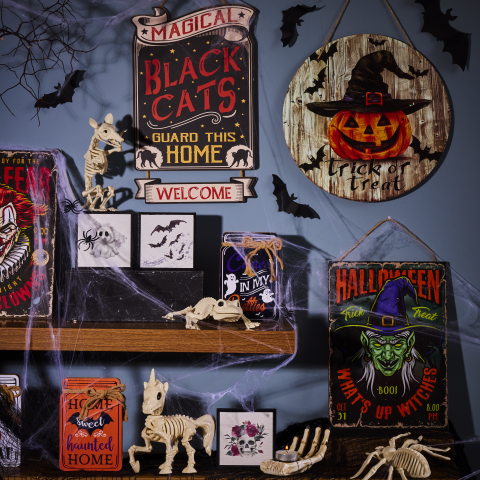 Reject Shop Halloween Plaques